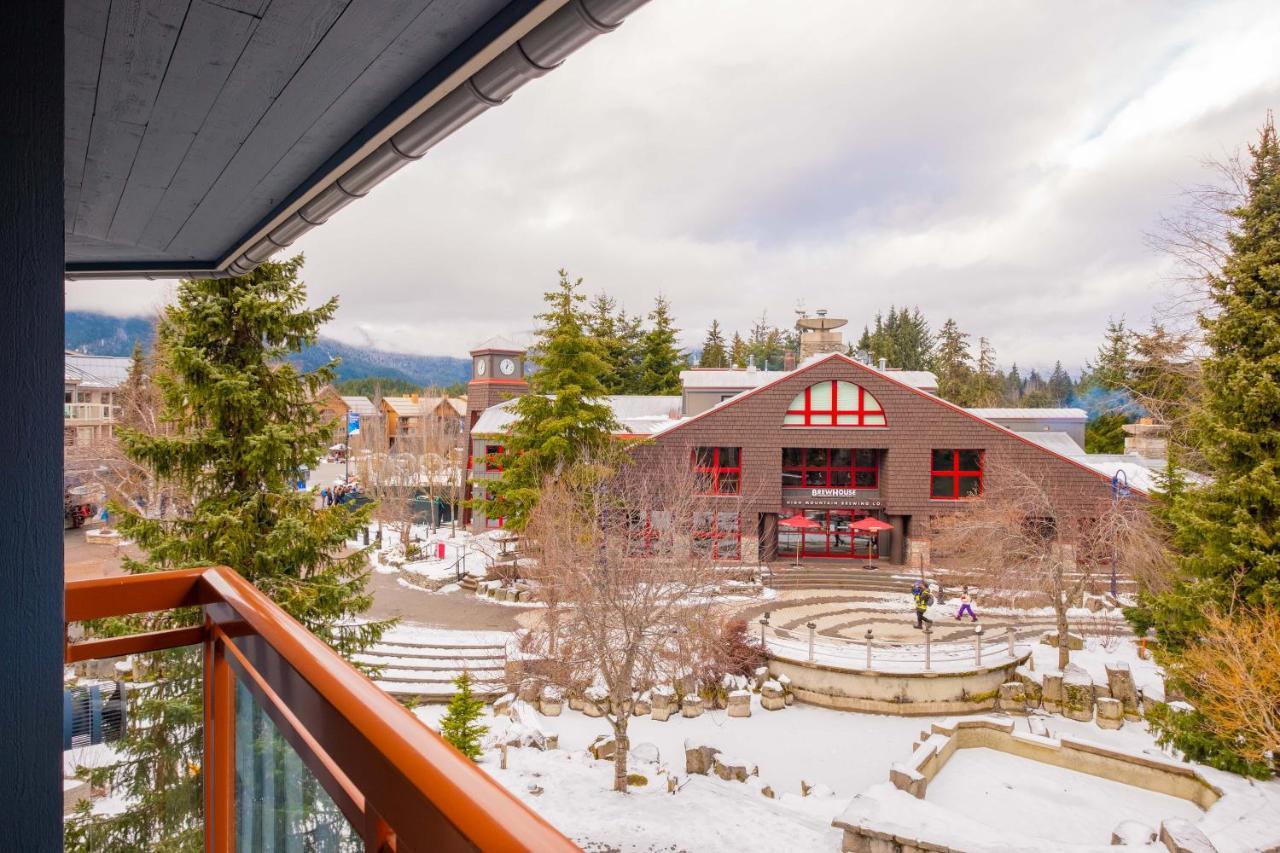 Eagle Lodge By Outpost Уистлер Экстерьер фото